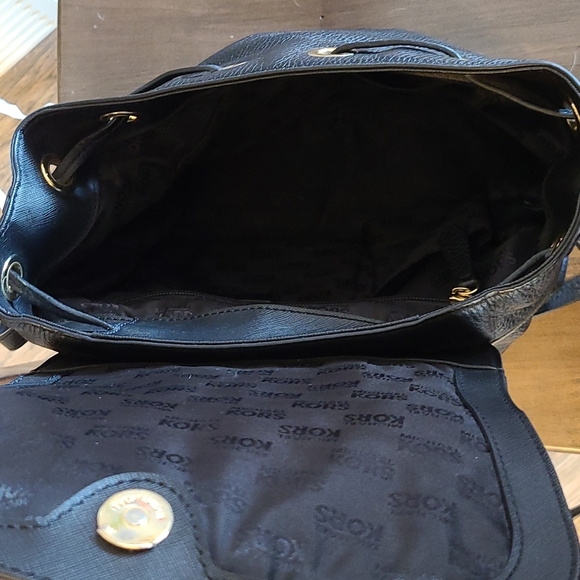 Michael Kors Black Leather Backpack/Purse - Picture 13 of 16